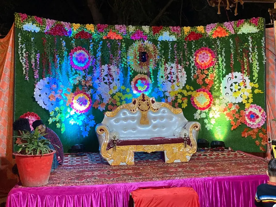 शादी स्टेज व डेकोरेशन